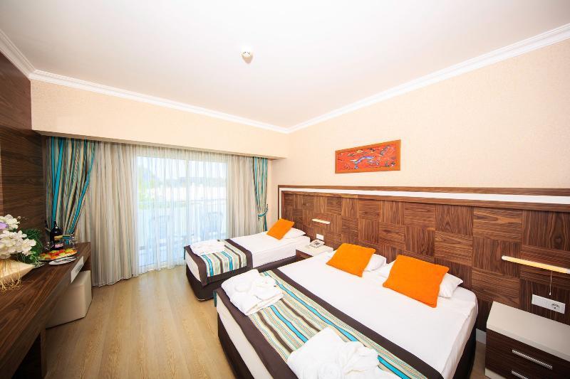 Royal Towers Hotel Kiris Exterior foto